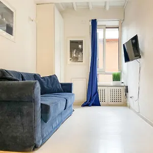 colosseo-13-boutique-apartment.it-romehotels.com/